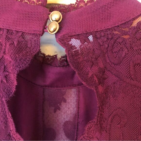 4 for $20 Forever21 Floral Lace Skater Dress (S) - Picture 10 of 13